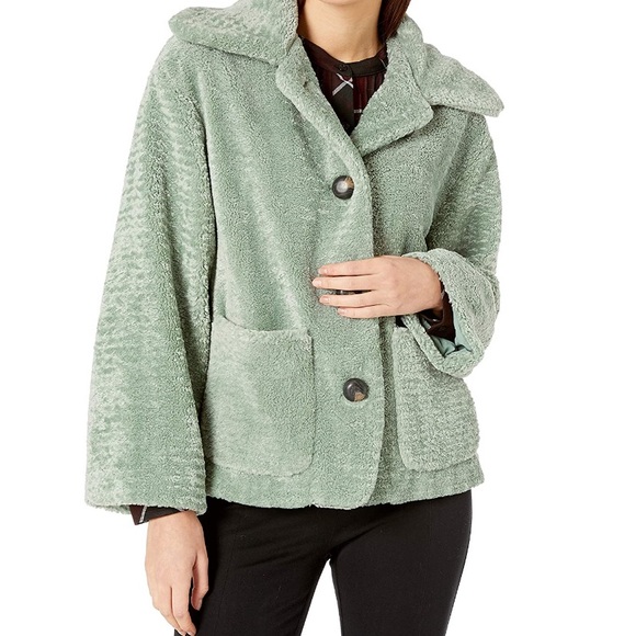 Vince Camuto Jackets & Blazers - Vince Camuto Teal Faux Fur Coat